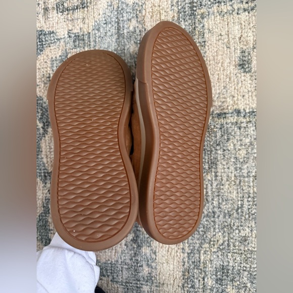 Free People‎ Bodhi Fisher Sneaker Size 9 Pristine Condition - Picture 6 of 6